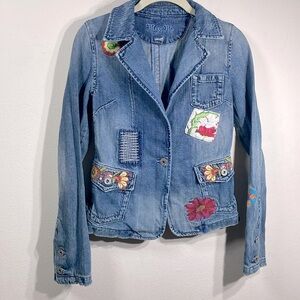 MISS ME Denim Jacket
Vintage Y2K Denim Jacket‎ for Women, Size S